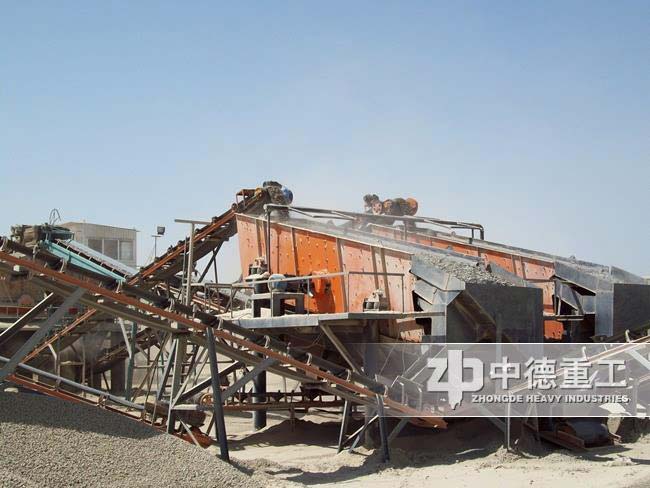 河南三门峡石头破碎现场图片