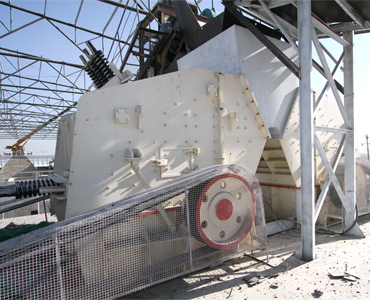 CI反击式破碎机